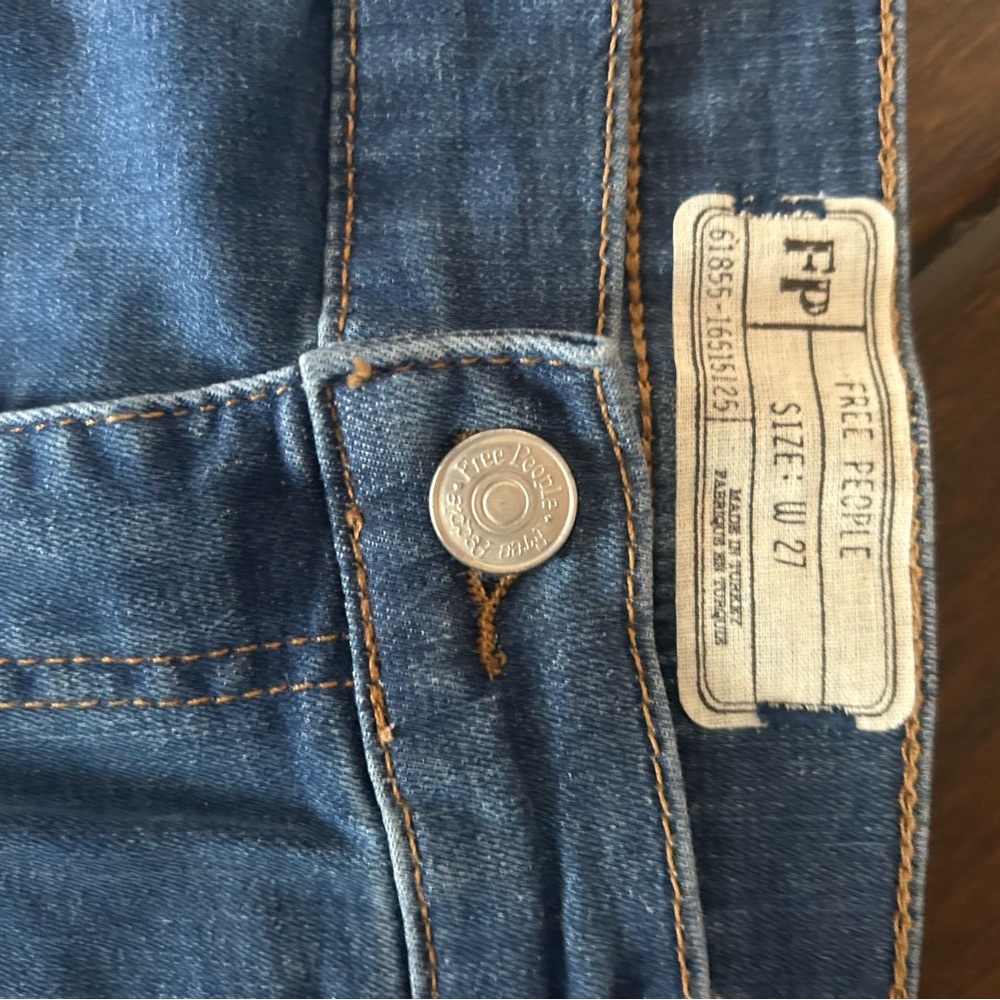 Free people skinny jeans size 27 distressed stretch frayed NEW - Picture 5 of 5